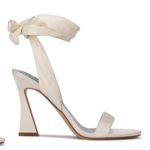 NIB SOLD OUT KELSIE ANKLE TIE
